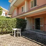 Club Esse Aquilia Village