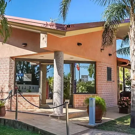 Club Esse Aquilia Village