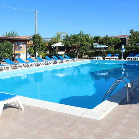 ホテル Club Esse Aquilia Village Badolato Marina