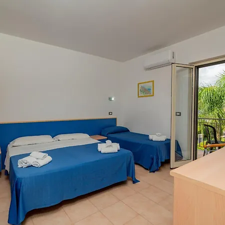 Club Esse Aquilia Village 4* Badolato Marina