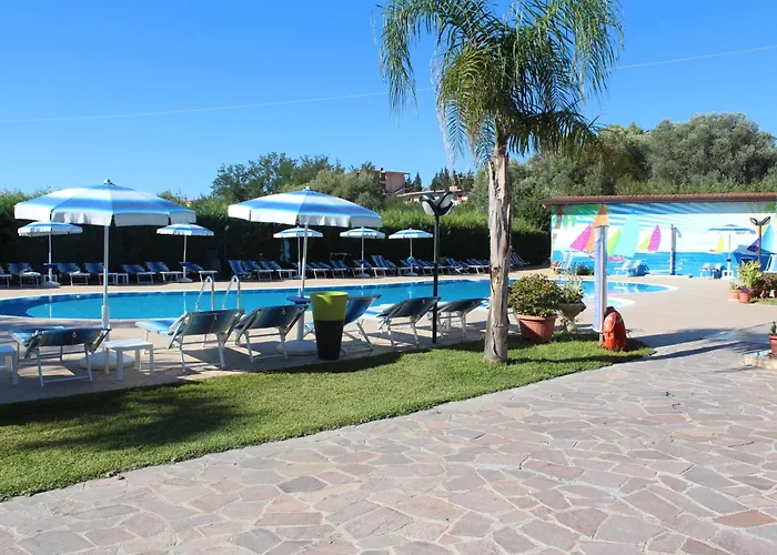 Club Esse Aquilia Village Szálloda