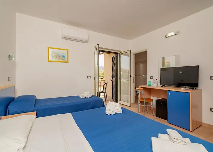 Club Esse Aquilia Village Szálloda